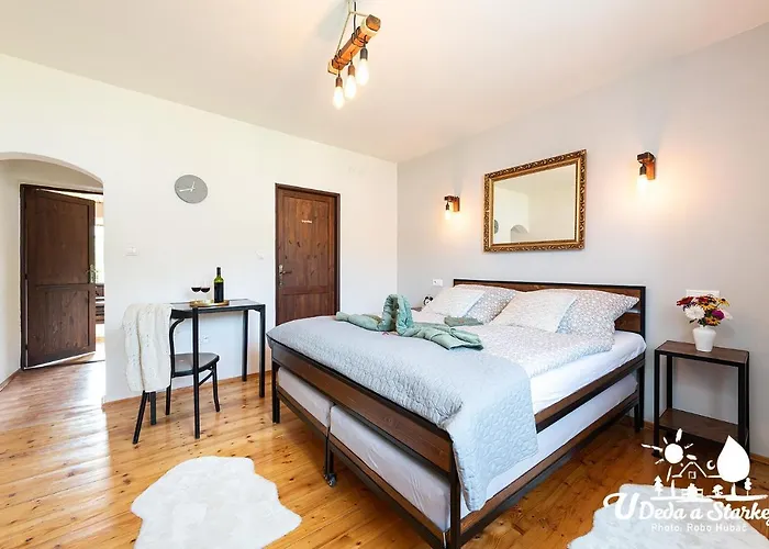 U Deda A Starkej * Čierny Blh