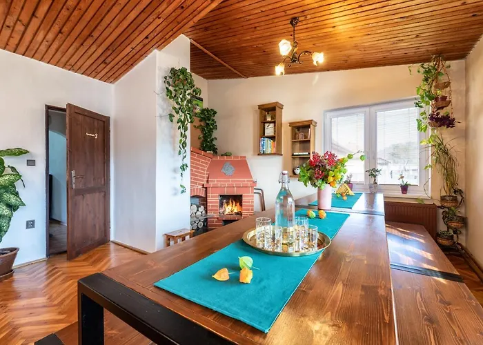 U Deda A Starkej Tatil Evi *